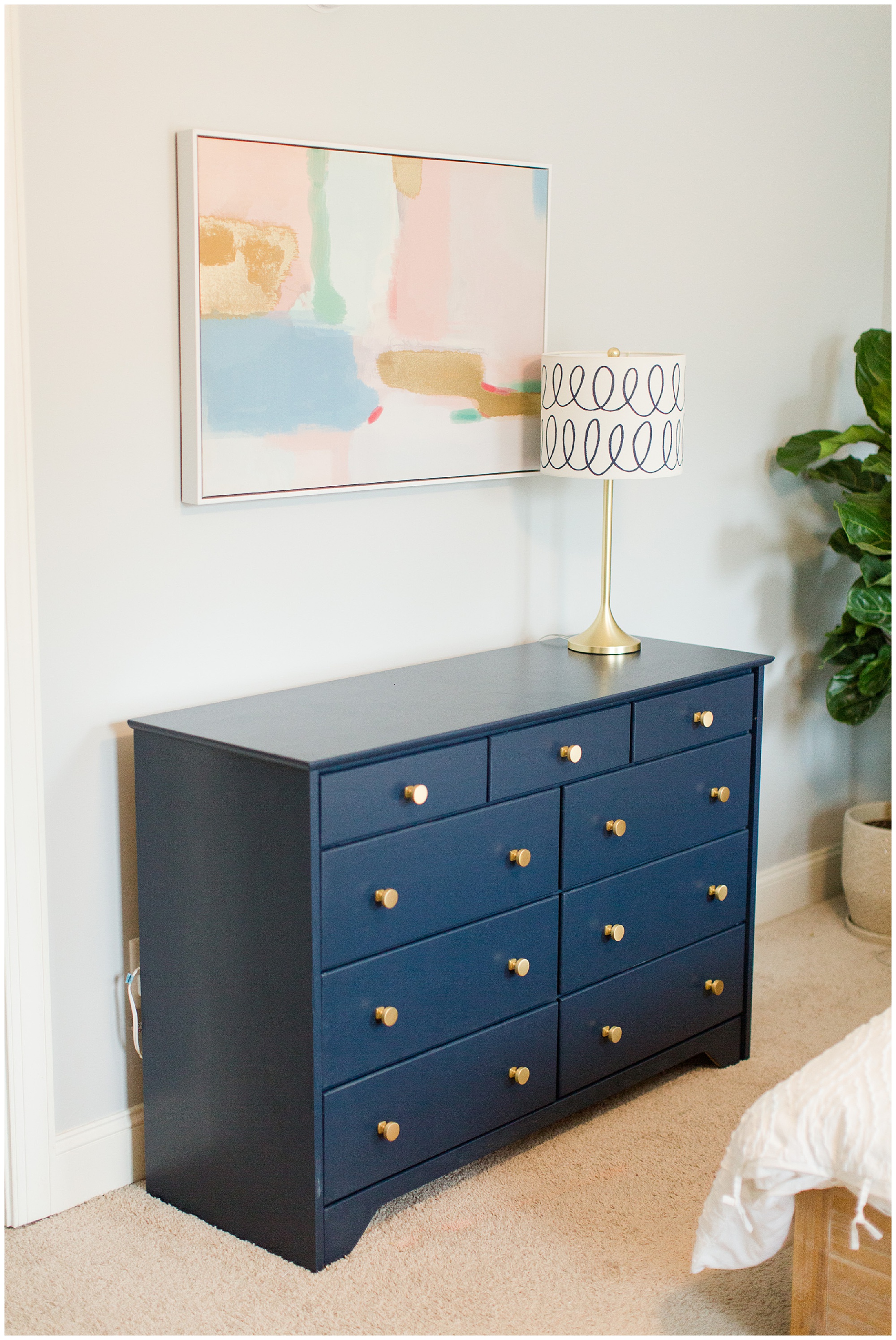 Elegant Coastal Bedroom Makeover Navy And Gold Dresser