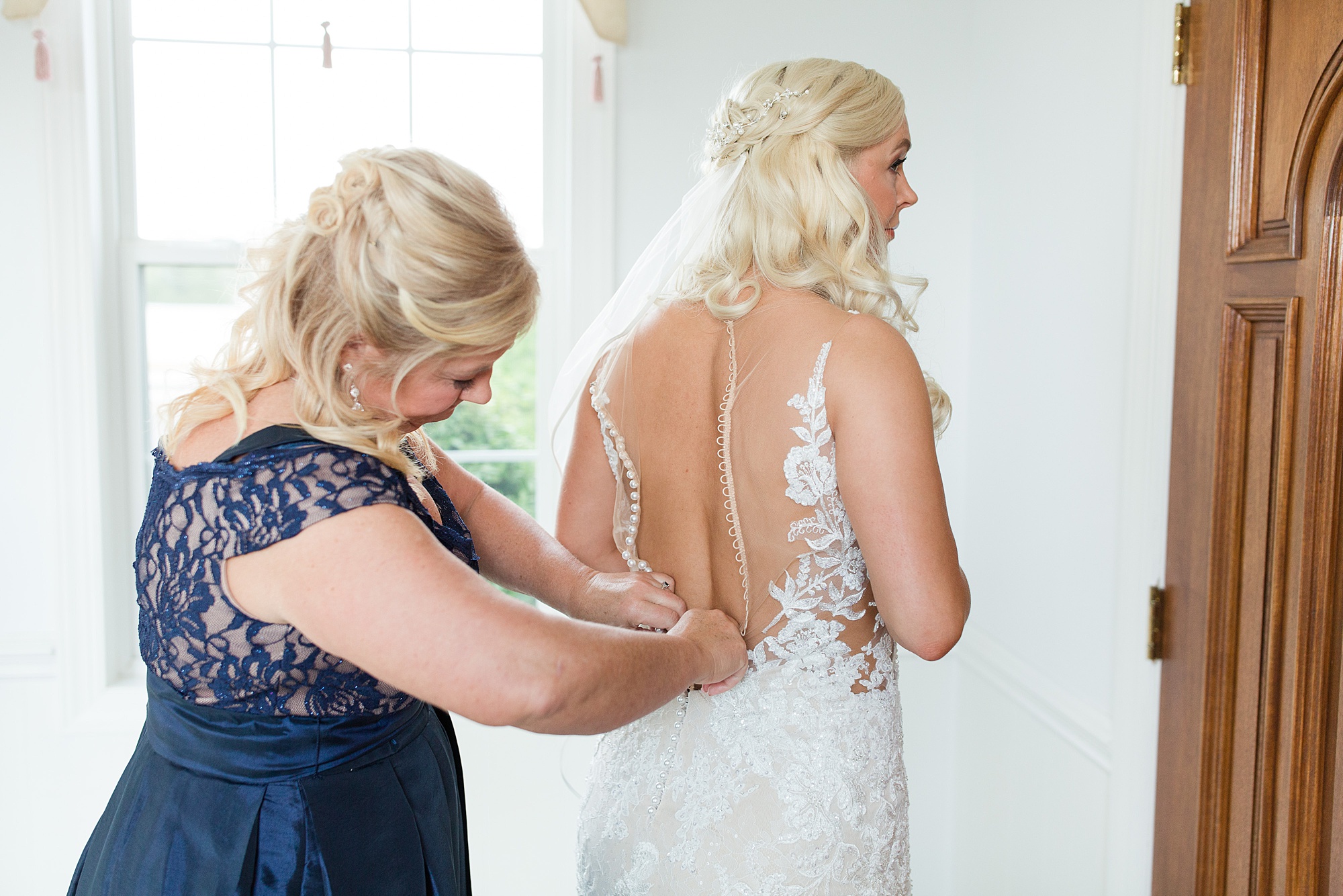 Light Blue Spring Wedding In Goldsboro Nc Hannah And Ben
